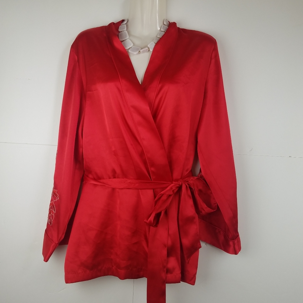 MORGAN TAYLOR Bath Robe Red Embroidered Size MEdium - Picture 3 of 9